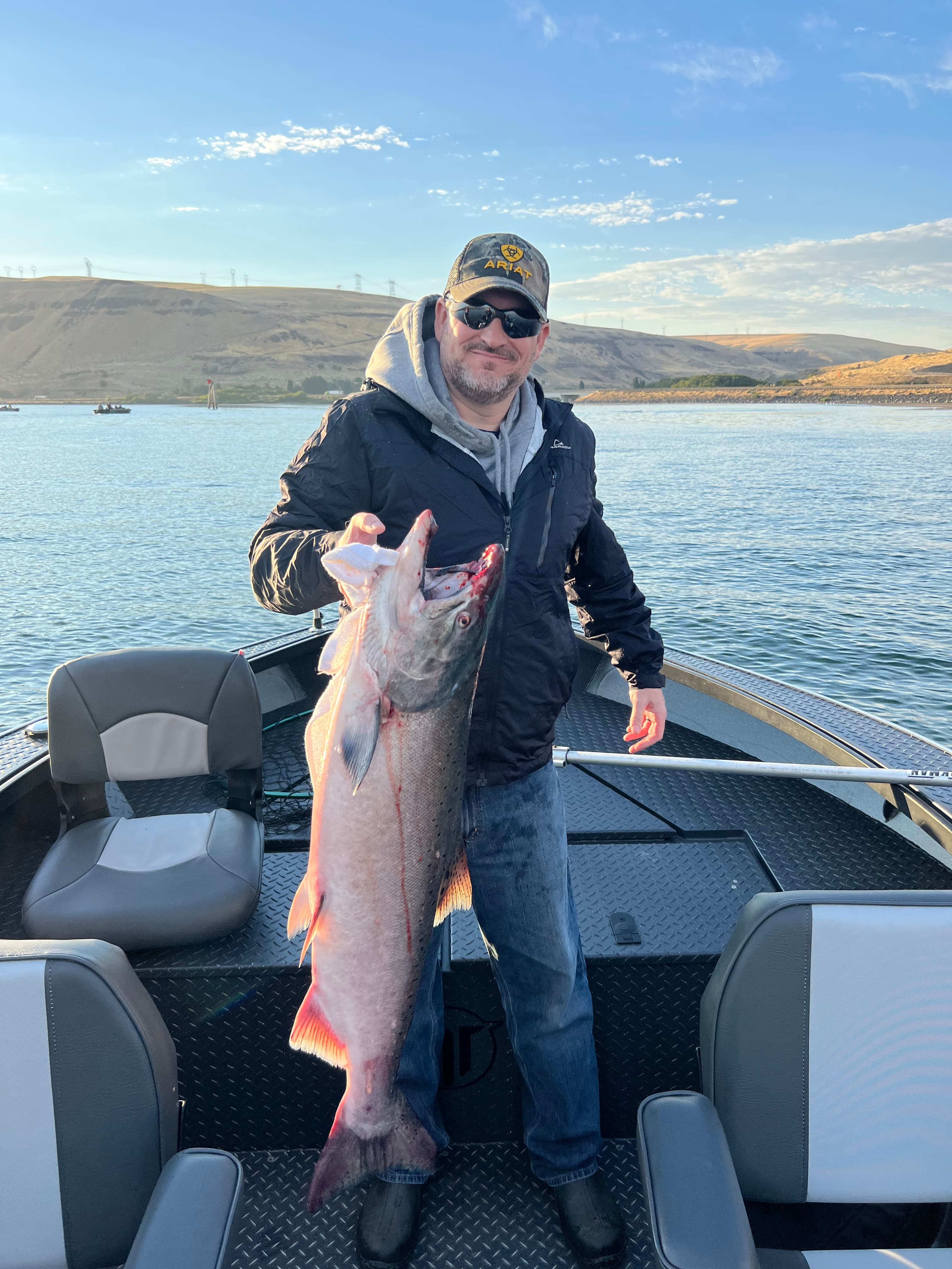 Monster Fall/Summer Chinook in the Gorge